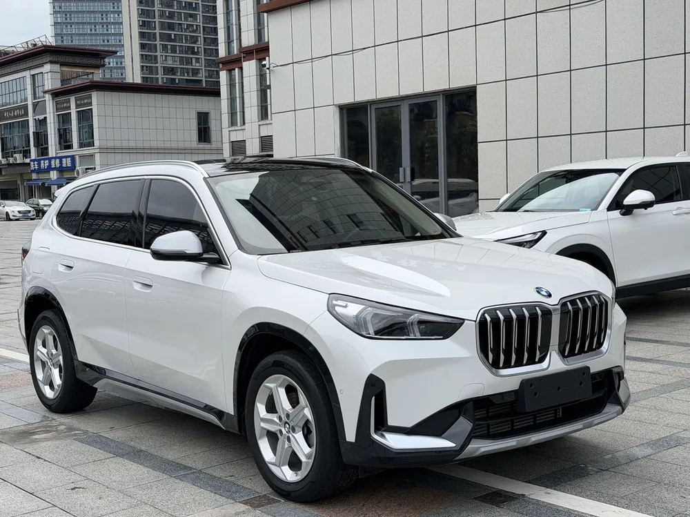 BMW X1 2023 — фото